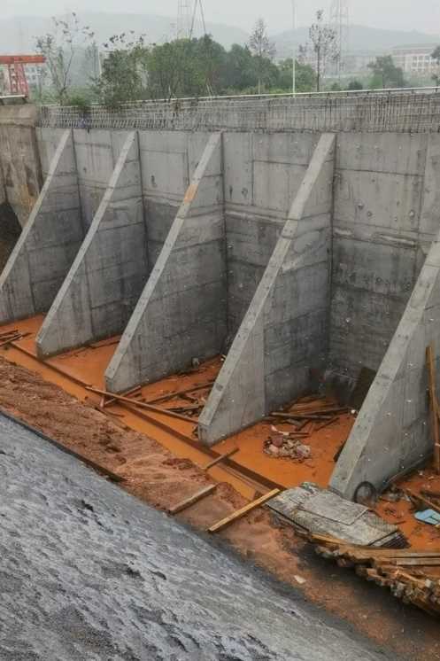 张家口沽源县锚杆式挡土墙